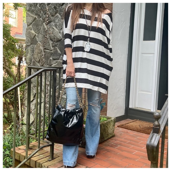 02 Oversized Striped Tunic Top with Side Pockets - Picture 3 of 9